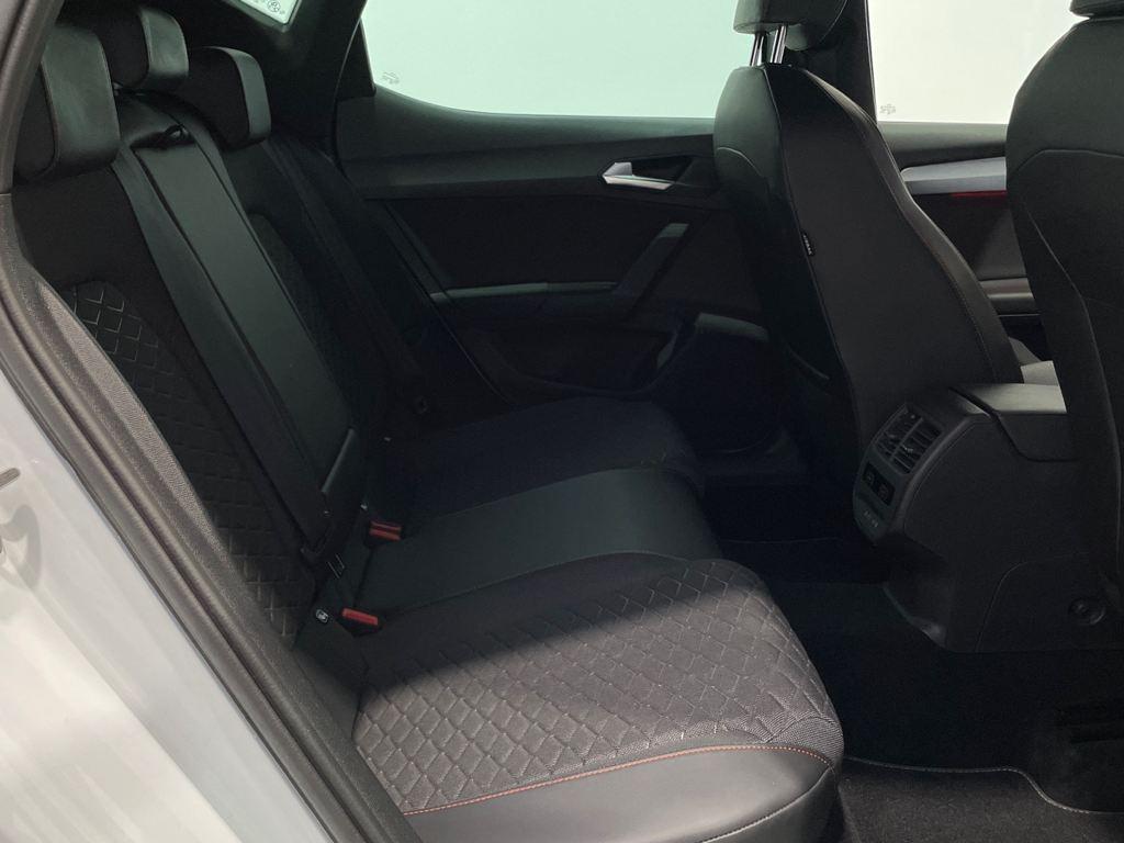 SEAT León 1.5 eTSI - 6