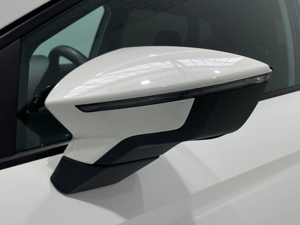 SEAT Arona 1.0 TSI - 13