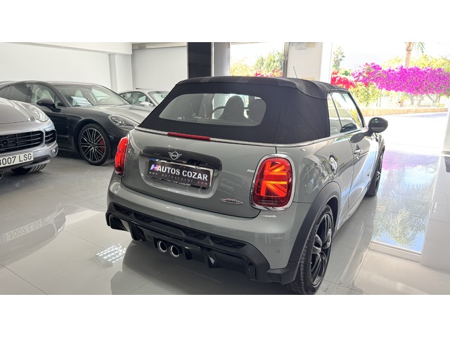 MINI MINI Cabrio John Cooper Works 170 kW (231 CV)