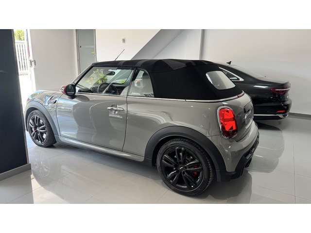MINI MINI Cabrio John Cooper Works 170 kW (231 CV)