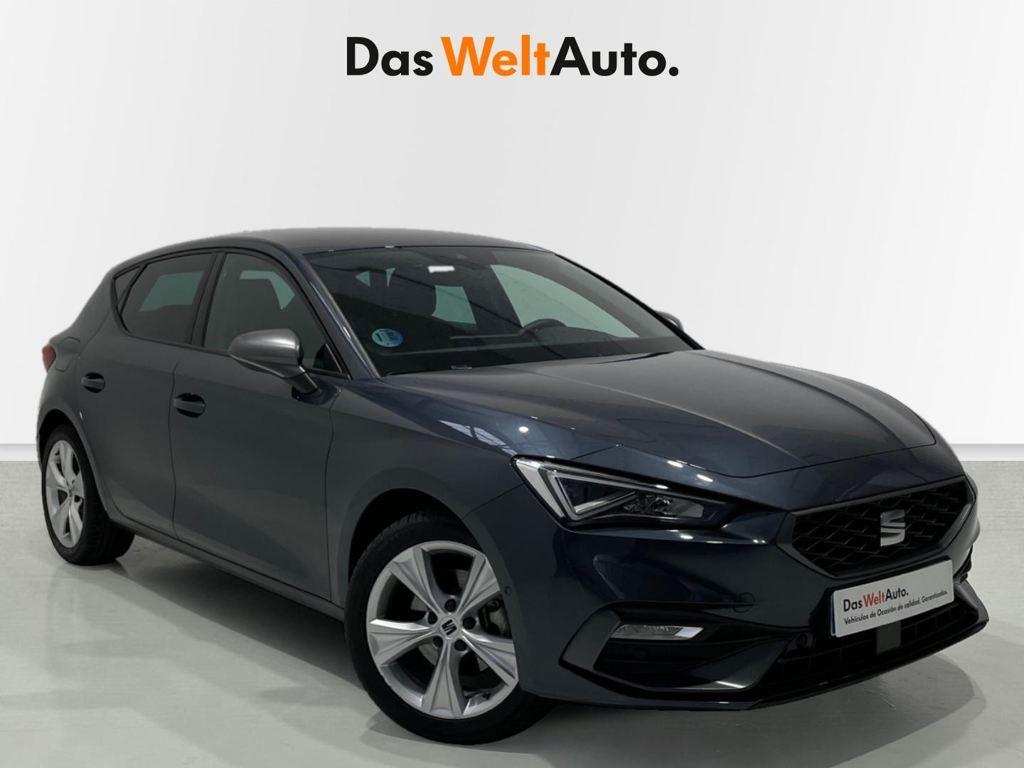 SEAT León 1.0 eTSI en Barcelona