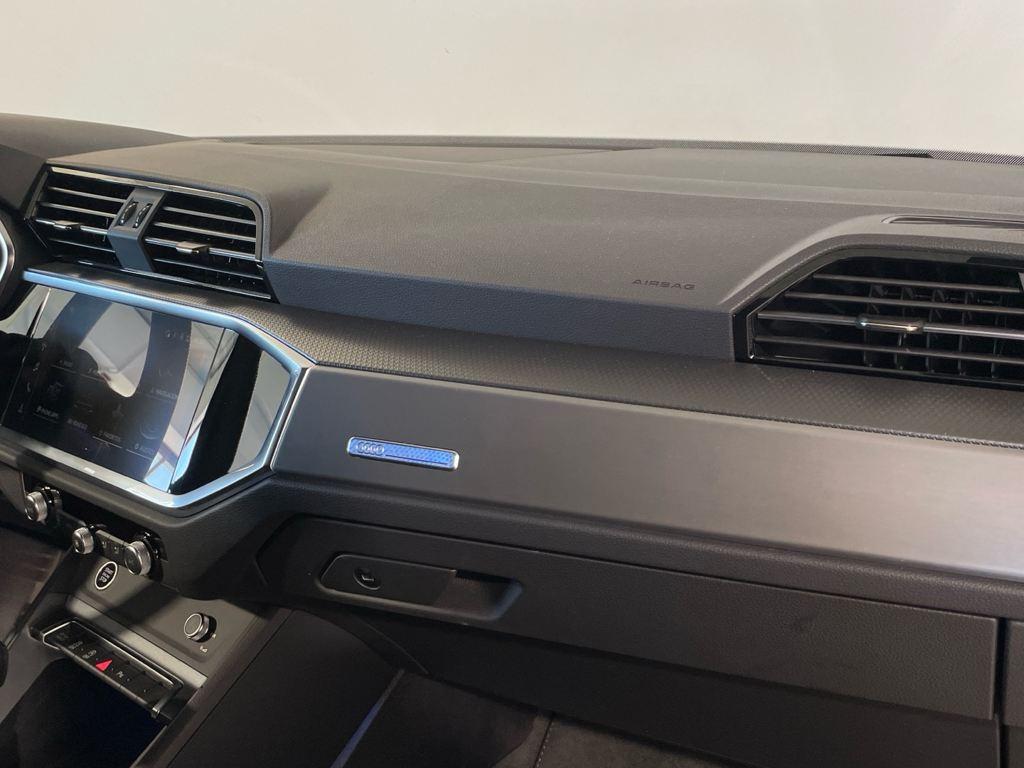 Audi Q3 35 TDI - 12