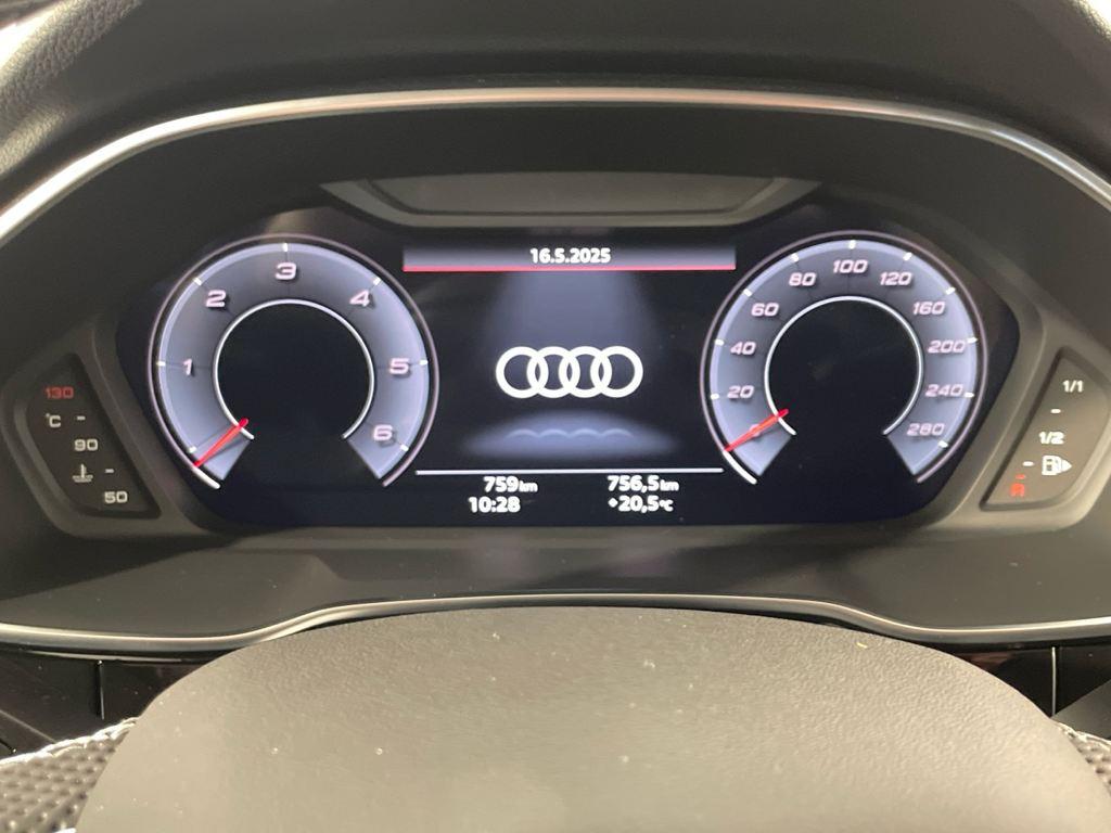 Audi Q3 35 TDI - 19