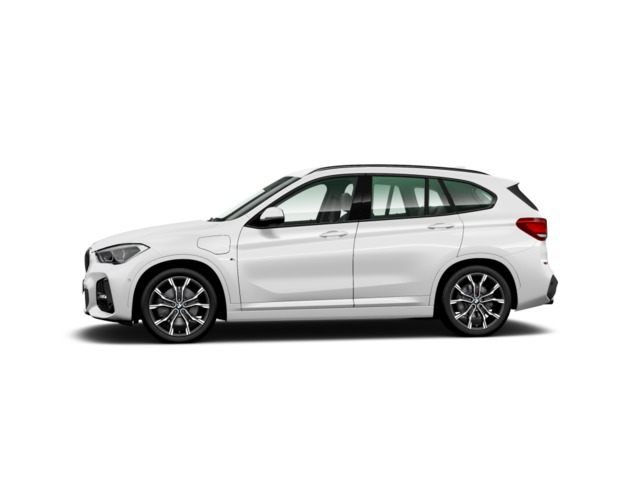 BMW X1 xDrive25e color Blanco. Año 2021. 162KW(220CV). Híbrido Electro/Gasolina. En concesionario Grünblau Motor (Bmw y Mini) de Cantabria