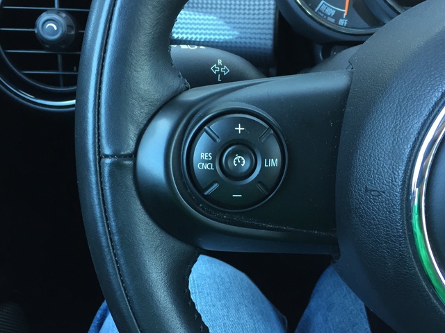 fotoG 20 del MINI MINI 3 Puertas Cooper 100 kW (136 CV) 136cv Gasolina del 2019 en Cantabria