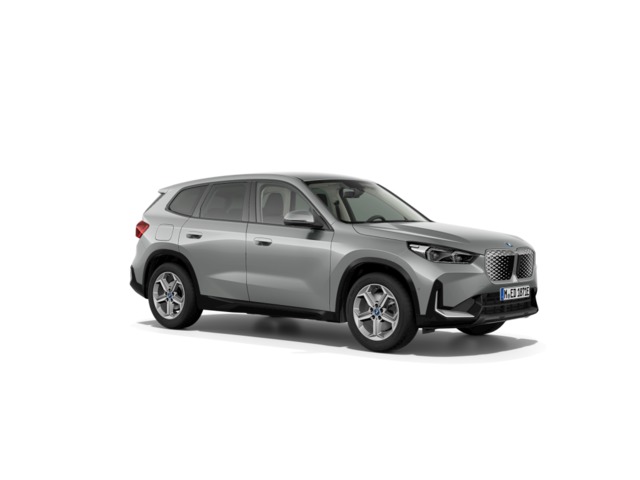 BMW iX1 eDrive20 color Gris Plata. Año 2025. 150KW(204CV). Eléctrico. En concesionario Novomóvil Oleiros de Coruña