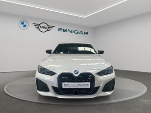 Fotos de BMW i4 M50 color Blanco. Año 2023. 400KW(544CV). Eléctrico. En concesionario GANDIA Automoviles Fersan, S.A. de Valencia