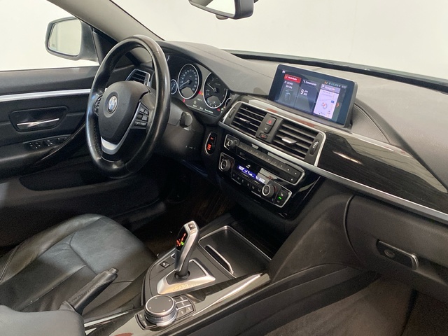 BMW Serie 4 420i Gran Coupe color Blanco. Año 2018. 135KW(184CV). Gasolina. En concesionario Burgocar (Bmw y Mini) de Burgos