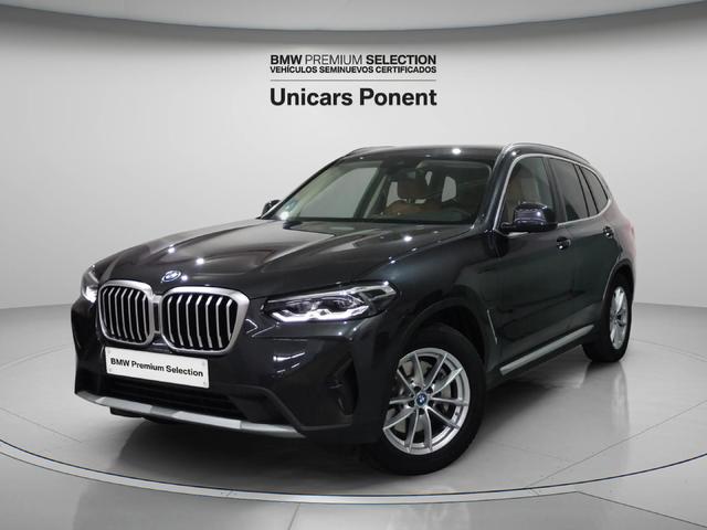 BMW X3 xDrive30e color Gris. Año 2023. 215KW(292CV). Híbrido Electro/Gasolina. En concesionario Unicars Ponent de Lleida