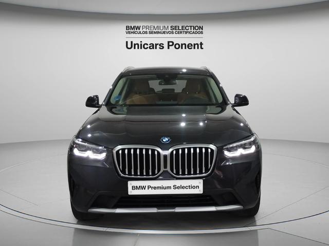 BMW X3 xDrive30e color Gris. Año 2023. 215KW(292CV). Híbrido Electro/Gasolina. En concesionario Unicars Ponent de Lleida