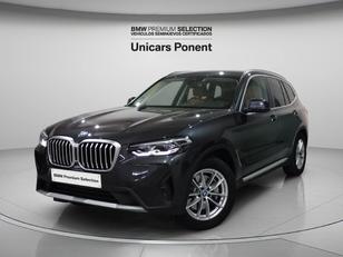 Fotos de BMW X3 xDrive30e color Gris. Año 2023. 215KW(292CV). Híbrido Electro/Gasolina. En concesionario Unicars Ponent de Lleida