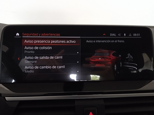 BMW X4 xDrive30d color Rojo. Año 2021. 210KW(286CV). Diésel. En concesionario ALBAMOCION CIUDAD REAL  de Ciudad Real