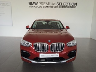Fotos de BMW X4 xDrive30d color Rojo. Año 2021. 210KW(286CV). Diésel. En concesionario ALBAMOCION CIUDAD REAL  de Ciudad Real