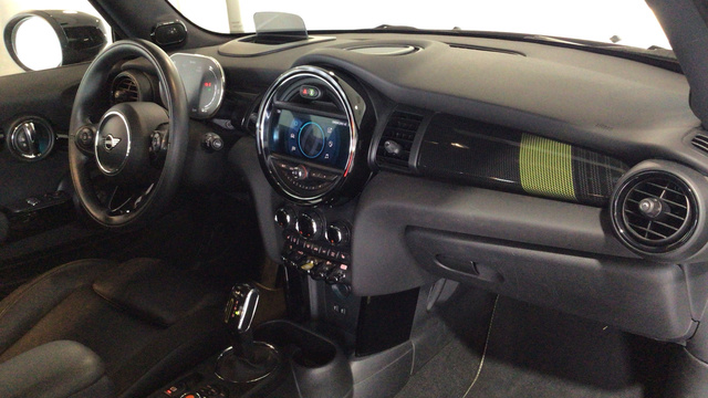fotoG 7 del MINI MINI 3 Puertas Cooper SE 135 kW (184 CV) 184cv Eléctrico del 2020 en Madrid