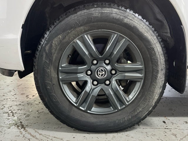 Toyota Hilux 2.4 D-4D Doble Cabina GX 4x4 110 kW (150 CV)