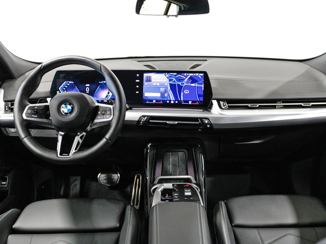 BMW X2 sDrive18d color Blanco. Año 2024. 110KW(150CV). Diésel. En concesionario Barcelona Premium -- GRAN VIA de Barcelona