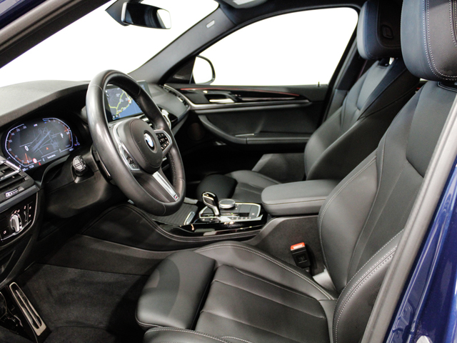 BMW X4 xDrive20d color Azul. Año 2023. 140KW(190CV). Diésel. En concesionario Barcelona Premium -- GRAN VIA de Barcelona