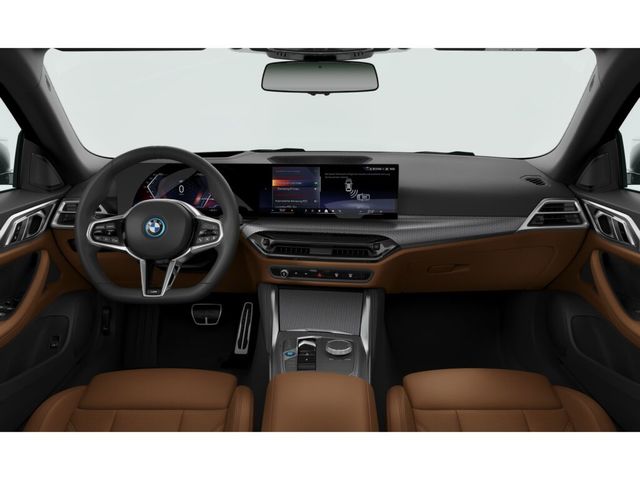 BMW i4 eDrive40 color Blanco. Año 2025. 250KW(340CV). Eléctrico. En concesionario Móvil Begar Alicante de Alicante