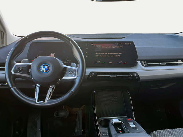 BMW Serie 2 225e Active Tourer color Blanco. Año 2023. 180KW(245CV). Híbrido Electro/Gasolina. En concesionario Ilbira Motor | Granada de Granada