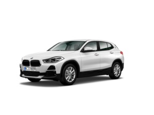 Fotos de BMW X2 sDrive18i color Blanco. Año 2022. 103KW(140CV). Gasolina. En concesionario San Rafael Motor LUCENA, S.L. de Córdoba