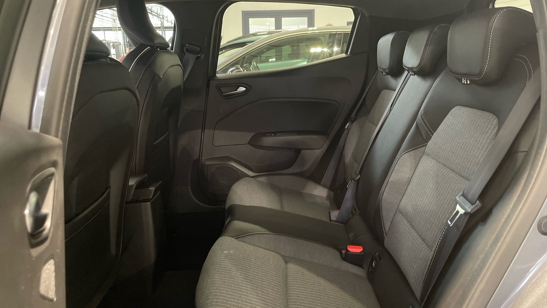 Renault Clio TCe 90 - 12