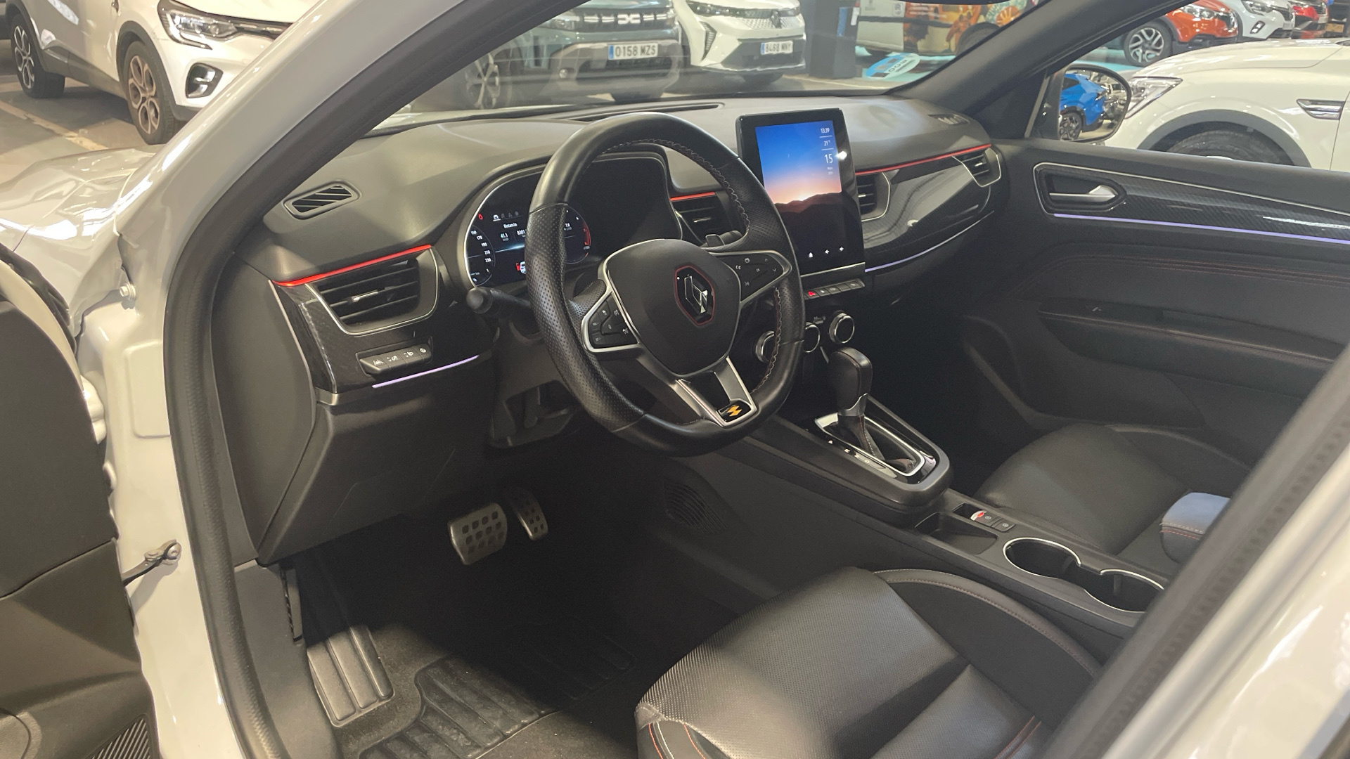 Renault Arkana TCe 140 Microhíbrido - 8