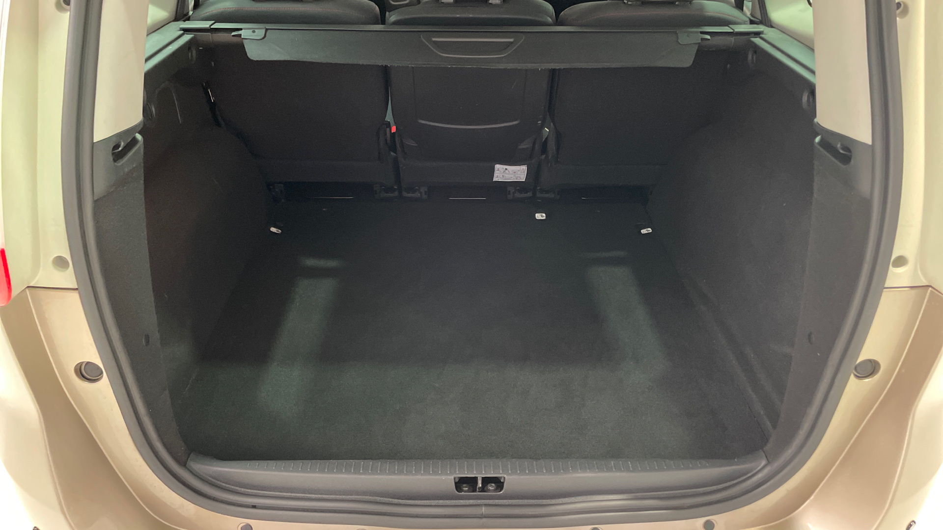 Renault Grand Scenic TCe 115 - 10