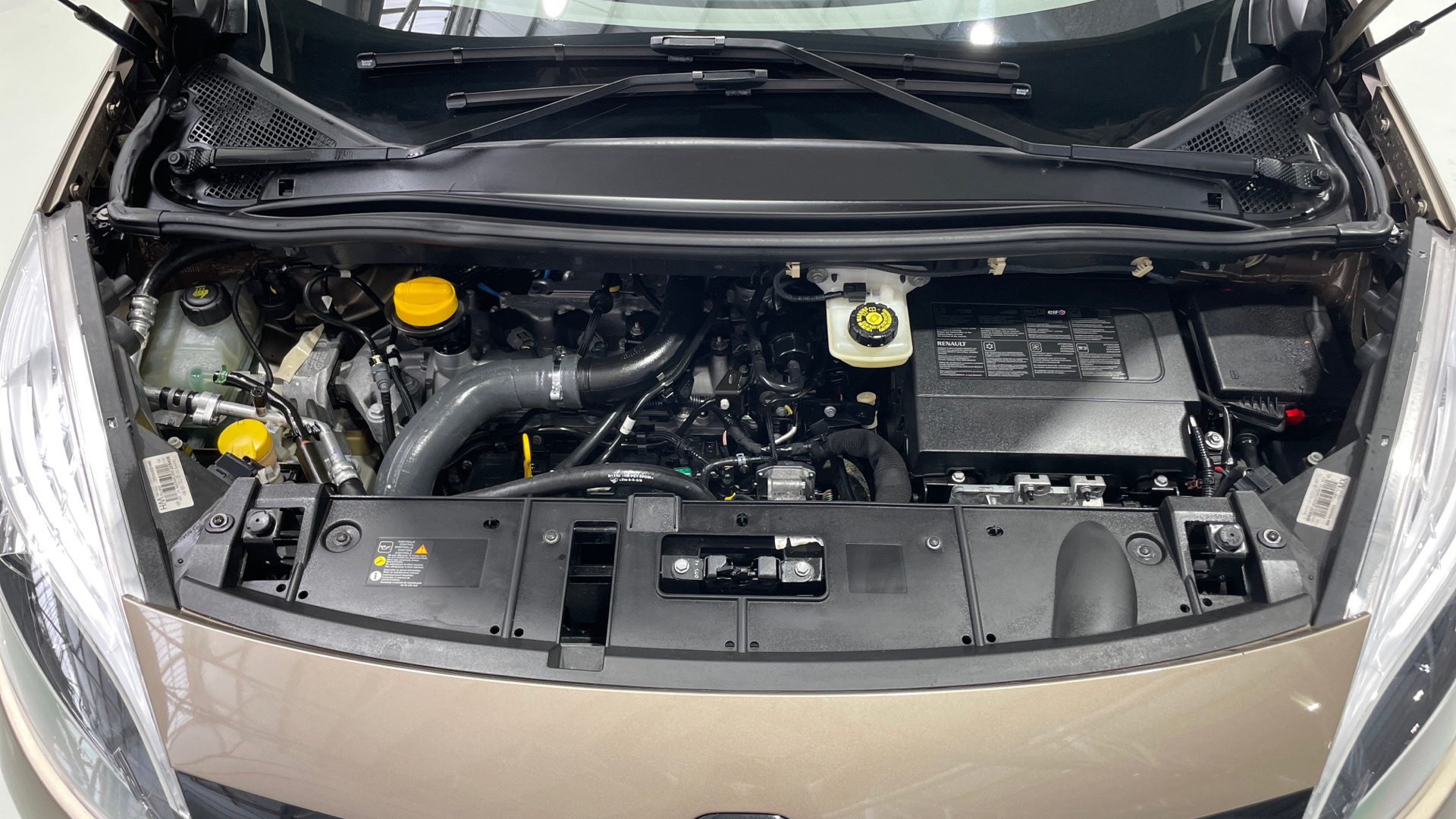 Renault Grand Scenic TCe 115 - 20