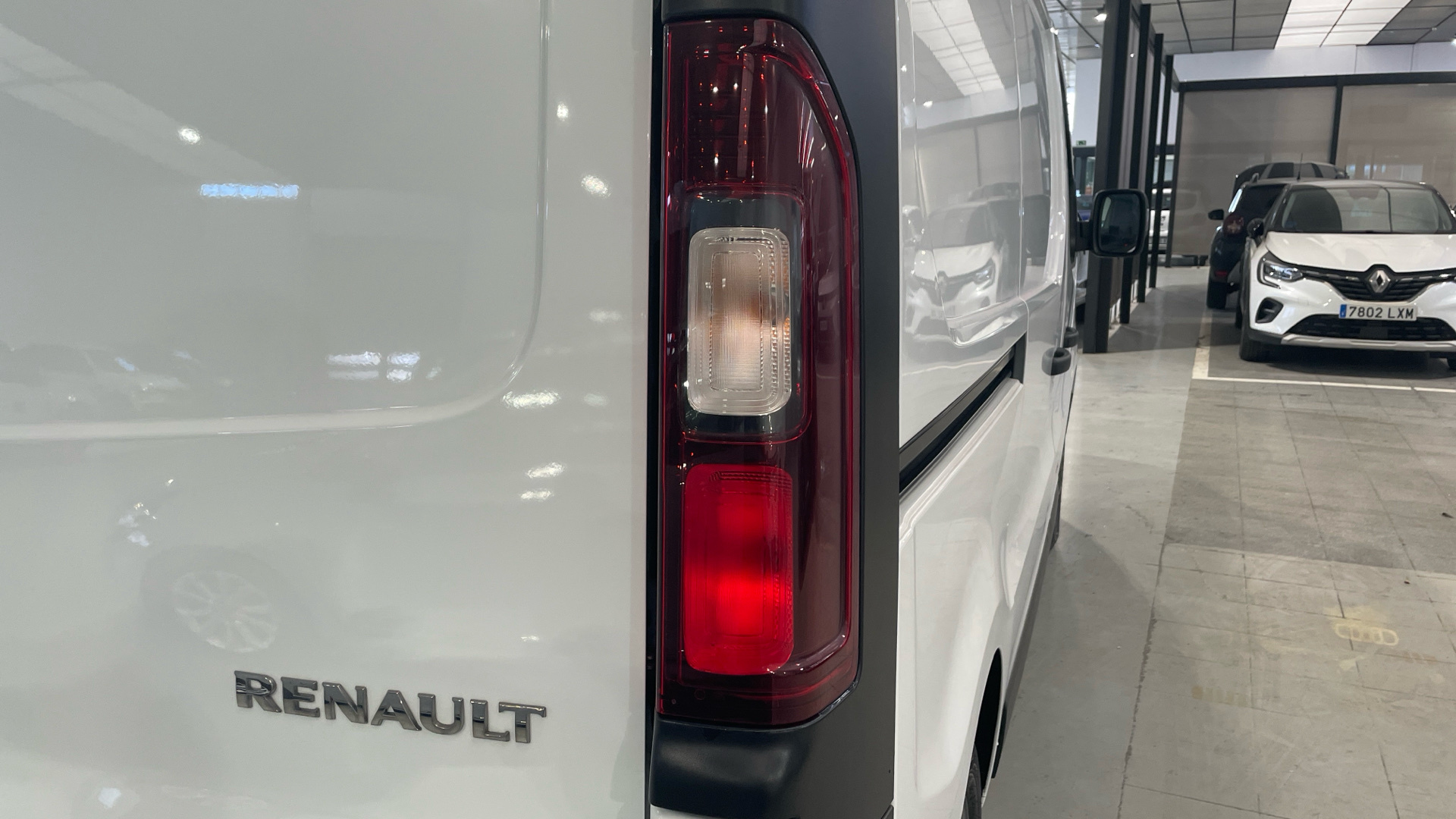 Renault Trafic Furgon dCi 130 - 18