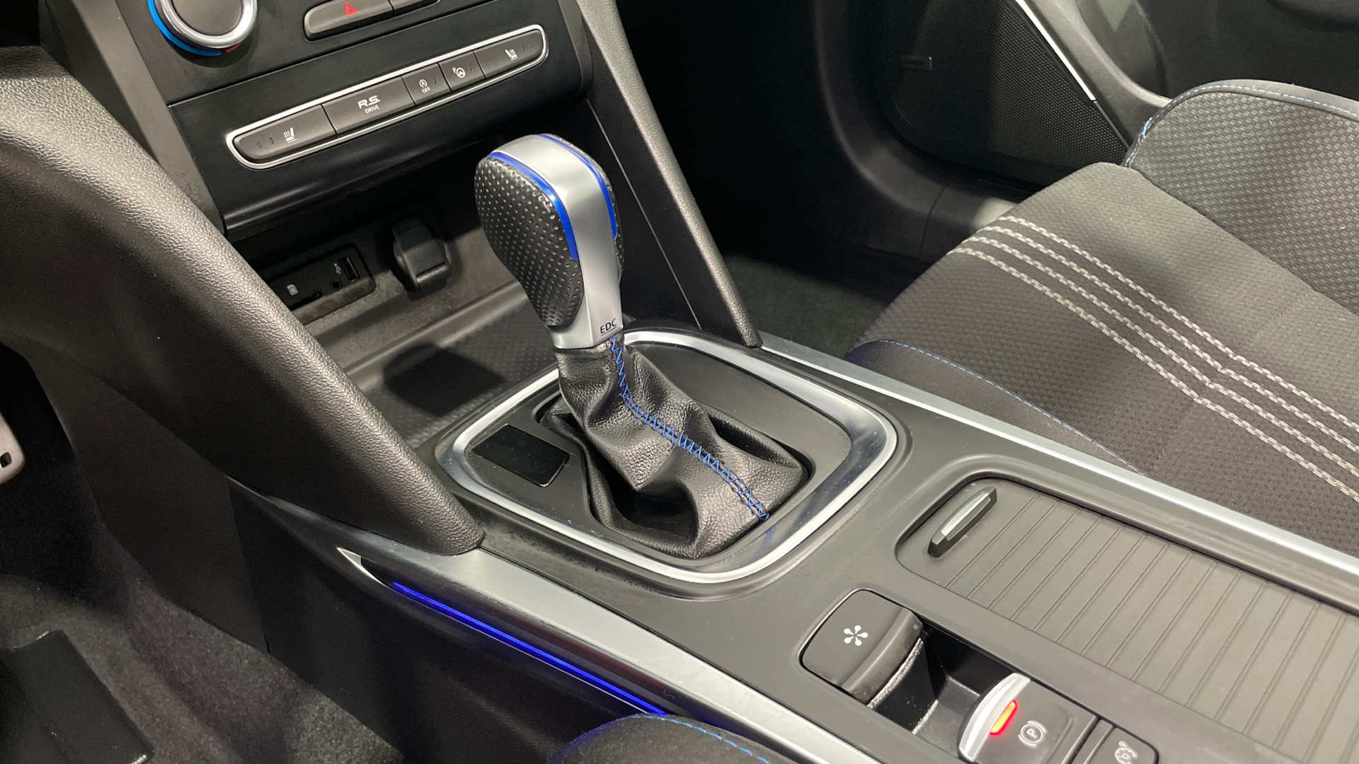 Renault Megane TCe 205 - 17