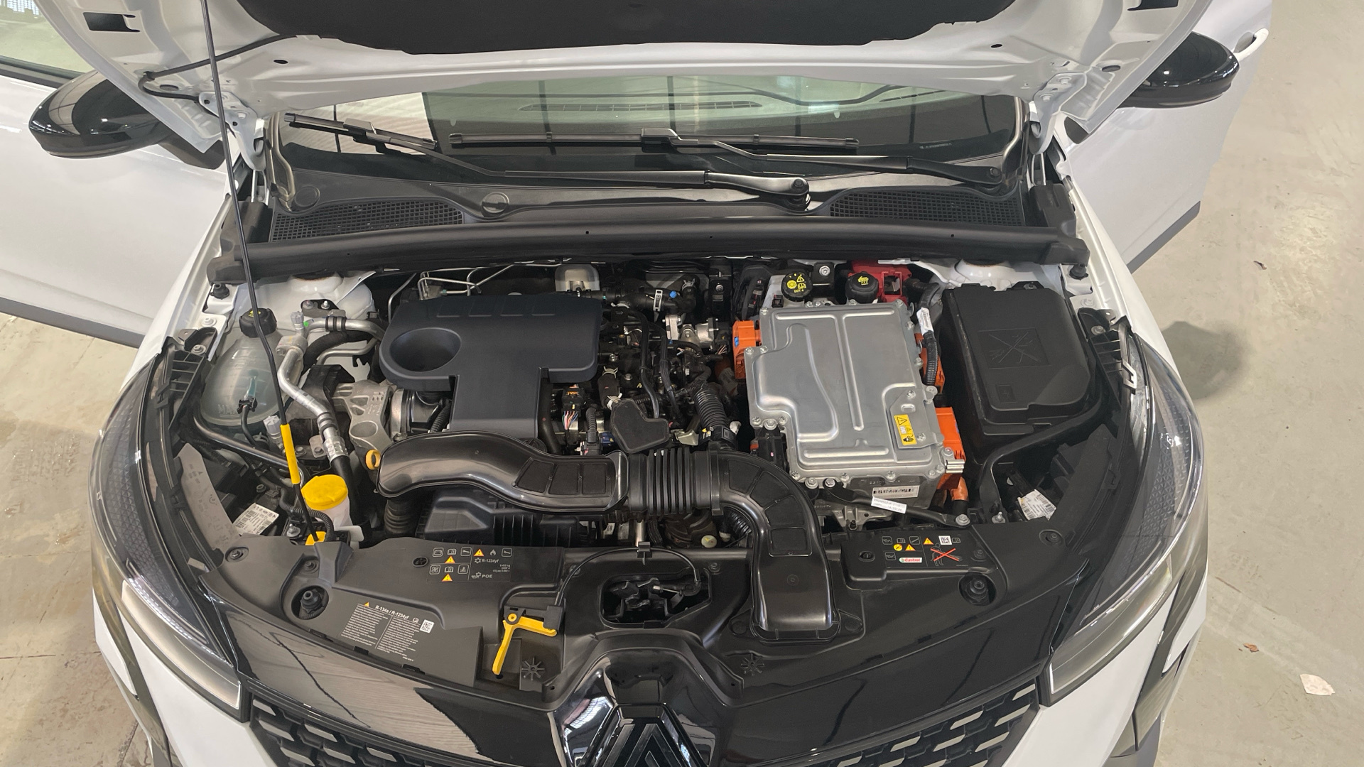 Renault Clio E-Tech 145 - 20