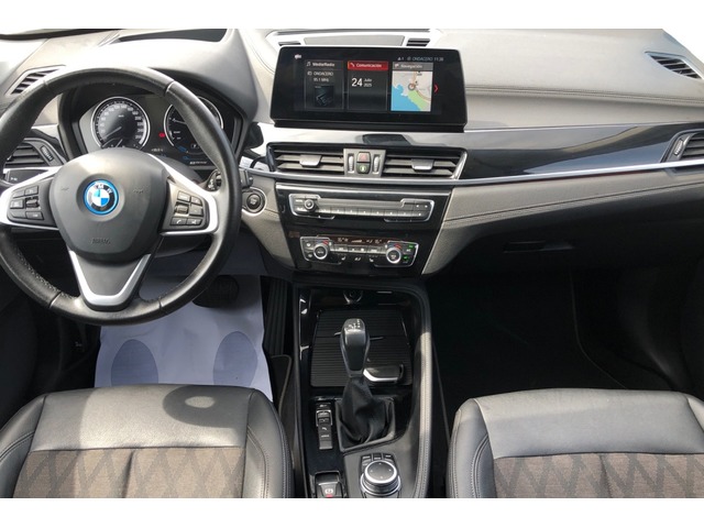 BMW X1 xDrive25e color Gris. Año 2022. 162KW(220CV). Híbrido Electro/Gasolina. En concesionario Proa Premium Palma de Illes Balears