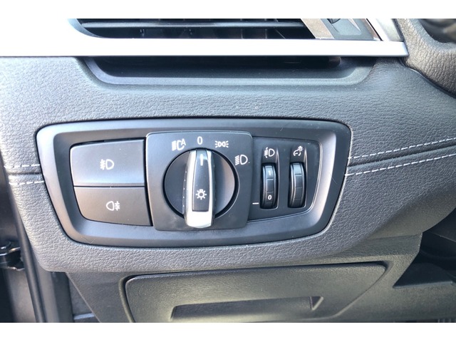 BMW X1 xDrive25e color Gris. Año 2022. 162KW(220CV). Híbrido Electro/Gasolina. En concesionario Proa Premium Palma de Illes Balears