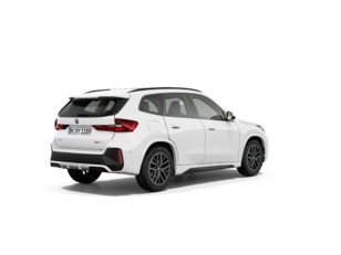 Fotos de BMW X1 sDrive18d color Blanco. Año 2023. 110KW(150CV). Diésel. En concesionario Hispamovil Elche de Alicante