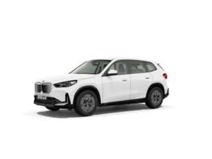 Fotos de BMW iX1 xDrive30 color Blanco. Año 2024. 230KW(313CV). Eléctrico. En concesionario Motri Motor Jaén de Jaén
