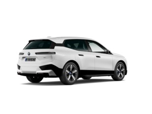 Fotos de BMW iX xDrive40 color Blanco. Año 2023. 240KW(326CV). Eléctrico. En concesionario Motri Motor Jaén de Jaén