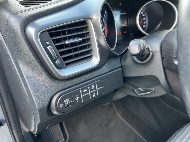 Kia Ceed 1.0 T-GDI Drive 74 kW (100 CV)