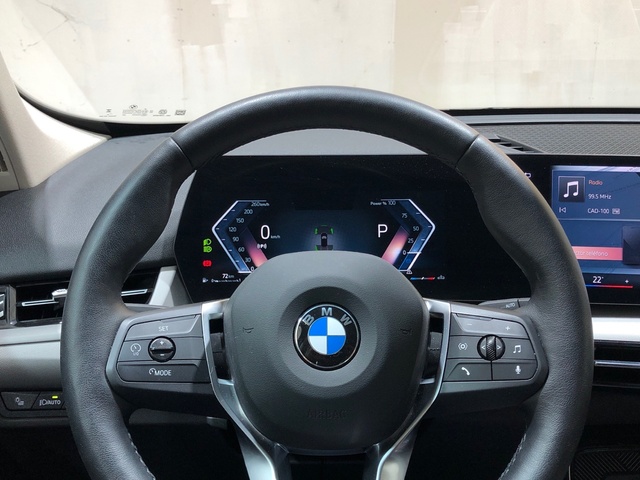 BMW X1 sDrive18d color Negro. Año 2024. 110KW(150CV). Diésel. En concesionario Movilnorte El Plantio de Madrid