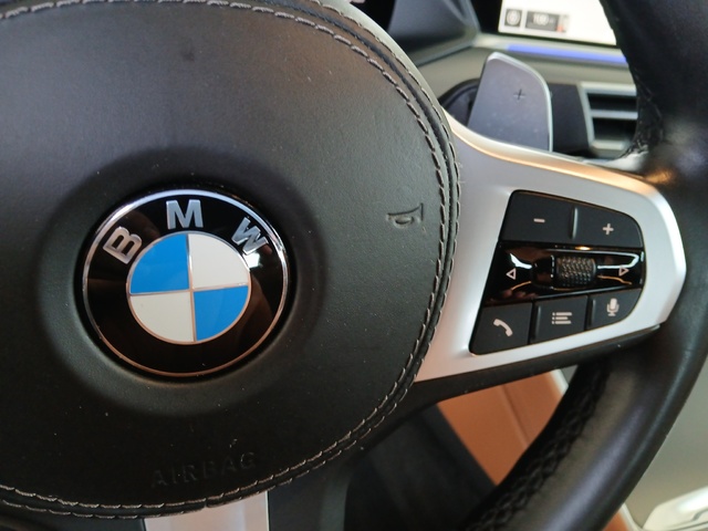 BMW X6 xDrive30d color Azul. Año 2021. 210KW(286CV). Diésel. En concesionario GANDIA Automoviles Fersan, S.A. de Valencia