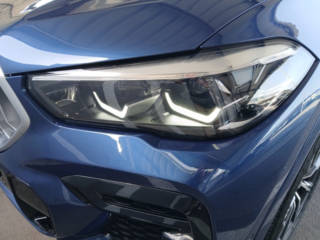 BMW X6 xDrive30d color Azul. Año 2021. 210KW(286CV). Diésel. En concesionario GANDIA Automoviles Fersan, S.A. de Valencia