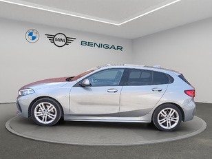 Fotos de BMW Serie 1 118d color Gris. Año 2023. 110KW(150CV). Diésel. En concesionario GANDIA Automoviles Fersan, S.A. de Valencia
