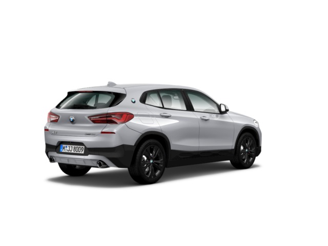 BMW X2 sDrive18d color Gris Plata. Año 2020. 110KW(150CV). Diésel. En concesionario Ceres Motor S.L. de Cáceres