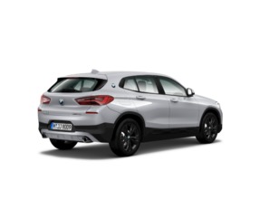 Fotos de BMW X2 sDrive18d color Gris Plata. Año 2020. 110KW(150CV). Diésel. En concesionario Ceres Motor S.L. de Cáceres