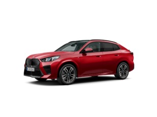 Fotos de BMW iX2 eDrive20 color Rojo. Año 2024. 150KW(204CV). Eléctrico. En concesionario TACO de Sta. C. Tenerife