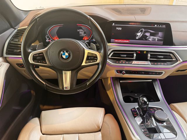 BMW X5 xDrive30d color Gris. Año 2019. 195KW(265CV). Diésel. En concesionario Lurauto Gipuzkoa de Guipuzcoa