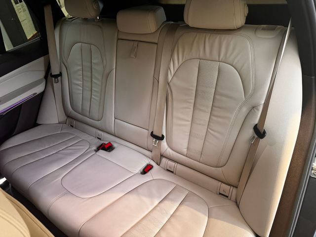 BMW X5 xDrive30d color Gris. Año 2019. 195KW(265CV). Diésel. En concesionario Lurauto Gipuzkoa de Guipuzcoa