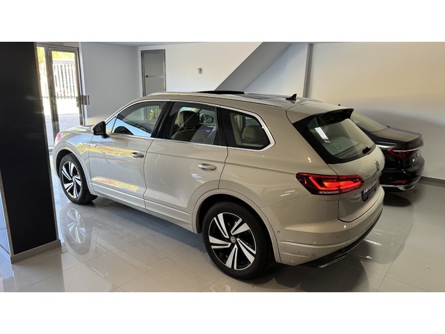 Volkswagen Touareg 3.0 TDI R-Line Individual 4Motion Tiptronic 170 kW (231 CV)