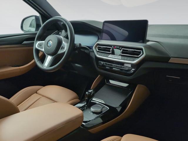 BMW X4 xDrive20d color Gris. Año 2024. 140KW(190CV). Diésel. En concesionario Automotor Premium Viso - Málaga de Málaga