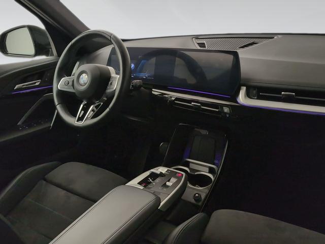 BMW X1 sDrive20i color Negro. Año 2023. 125KW(170CV). Gasolina. En concesionario Automotor Premium Velázquez - Málaga de Málaga