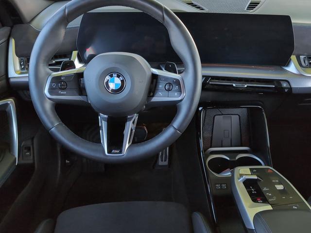 BMW X2 sDrive18d color Rojo. Año 2024. 110KW(150CV). Diésel. En concesionario Automotor Premium Viso - Málaga de Málaga